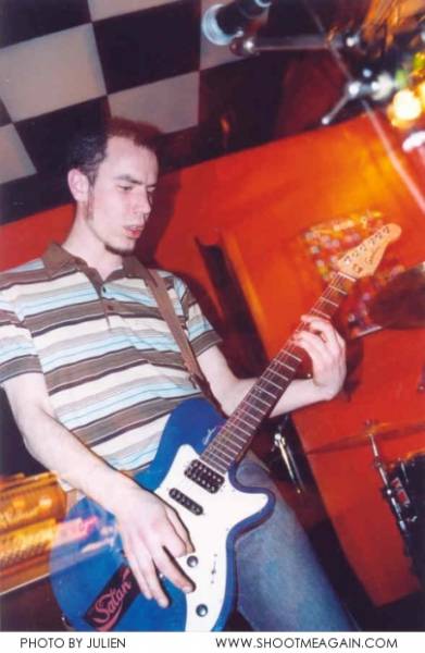 Atomic Leaf à Liège (The Steed), le 15-02-2003, par Julien — 1 sur 4